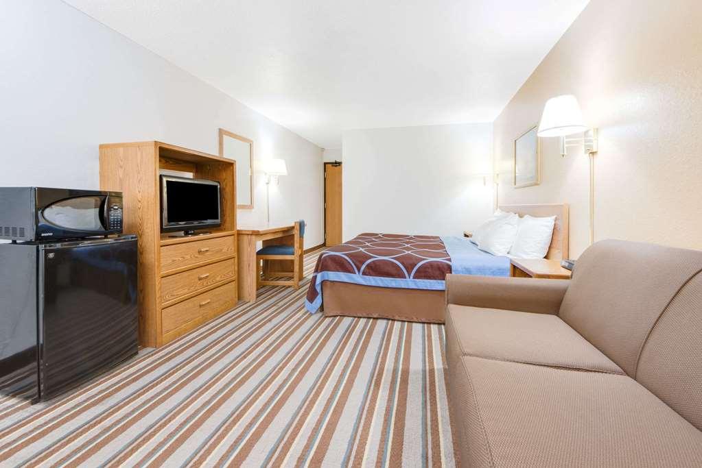 Hotel Super 8 By Wyndham Burlington Habitación foto