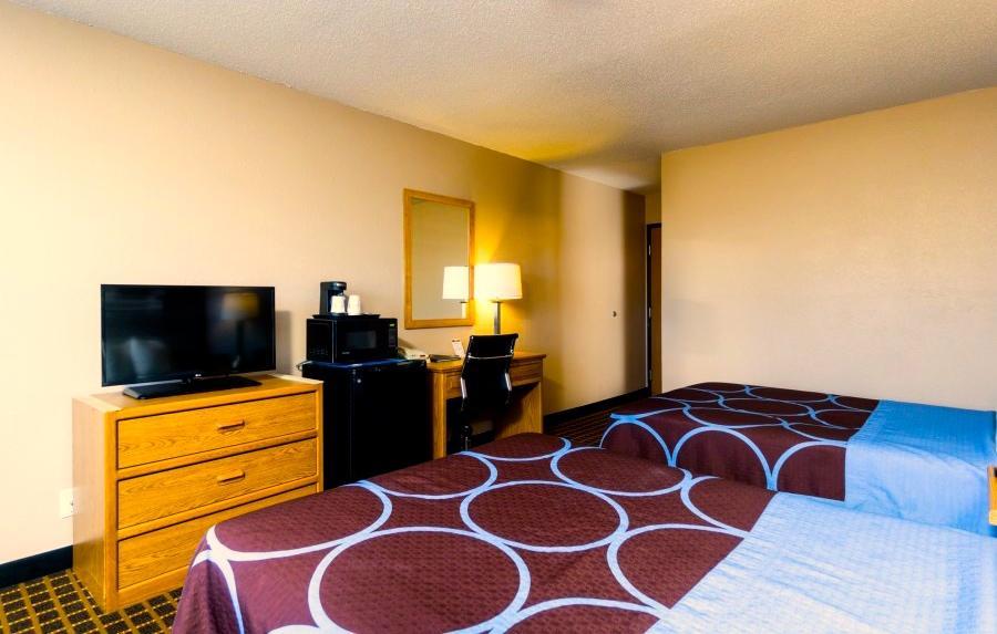 Hotel Super 8 By Wyndham Burlington Exterior foto